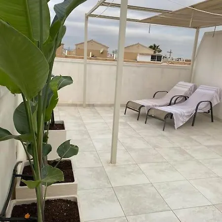 Relaxing Beachside Oasis Apartment